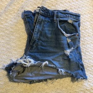 Abercrombie & Fitch High Rise Mom Short | Size 12
